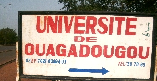 Le Burkina Faso a durant longtemps fait comprendre aux yeux du monde entier quu2019il possu00e8de les universités publiques crédibles de la sous-région. Peut-u00eatre que cela est vrai, ou du moins dira-t-on que le borgne est roi au pays des aveugles. 